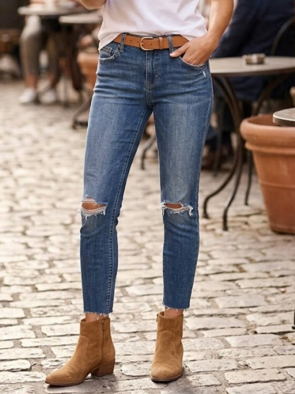 Joe's Jeans Cutoff Raw Hem Ripped Crop Medium Wash Rinse Teague Jeans Pants  0